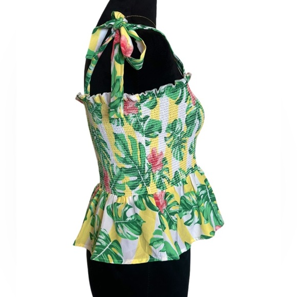 Chance Or Fate Woman’s Medium Tropical Print Smocked Ruffled Ruched Top - Picture 6 of 8